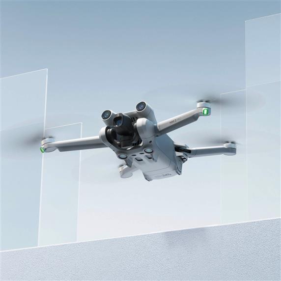 DJI040 - Drone DJI Mini 3 Pro DJI RC-N1 (Sem tela) Fly More Kit Plus